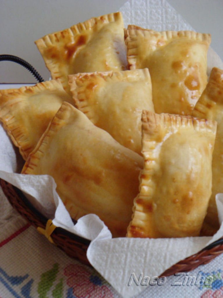 A MÍSTICA DO PASTEL DE FEIRA