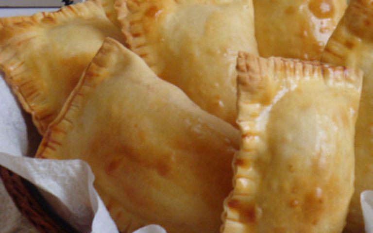 A MÍSTICA DO PASTEL DE FEIRA